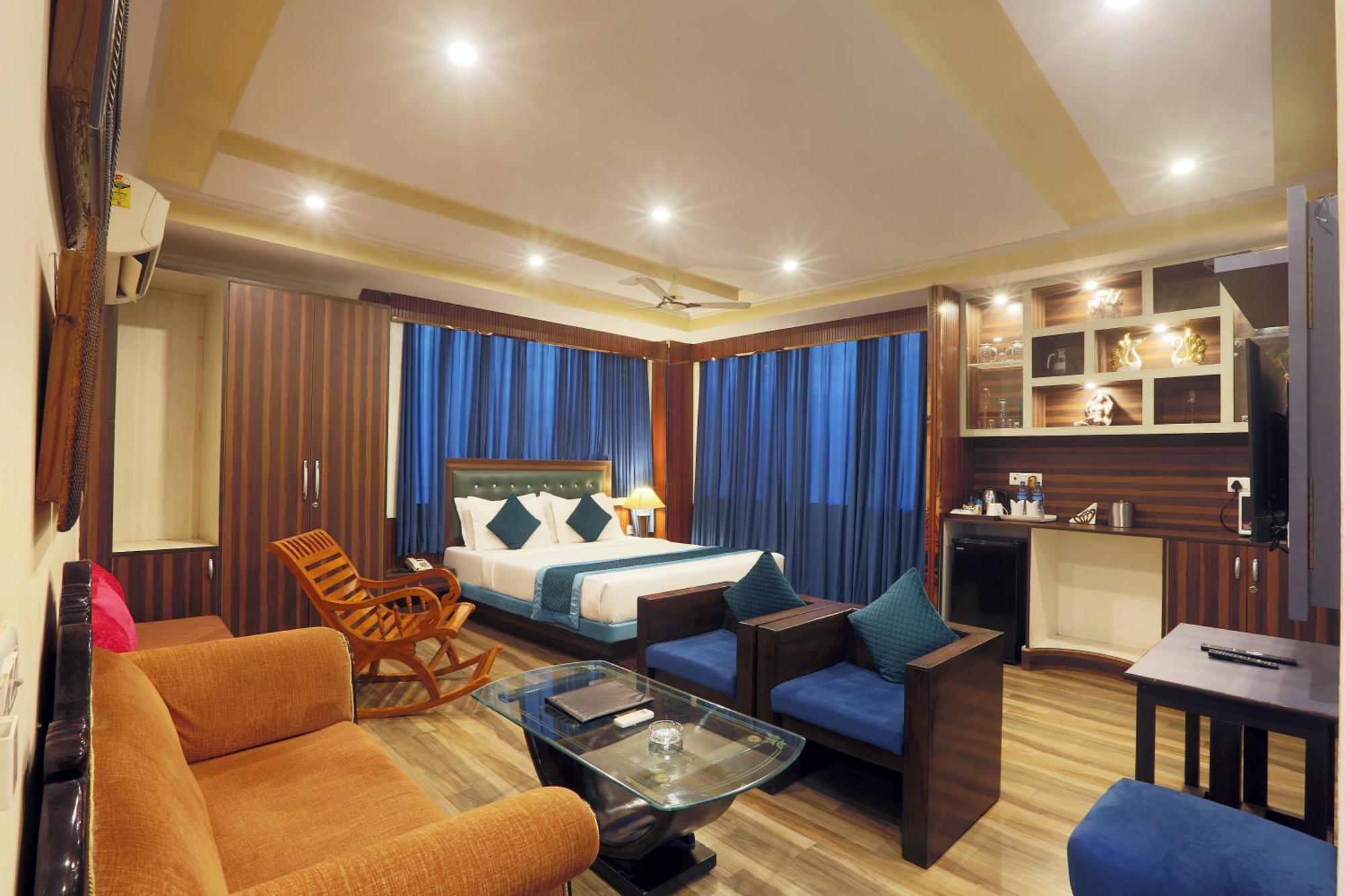 Grand Castel Blue At Igi Airport Hotel New Delhi