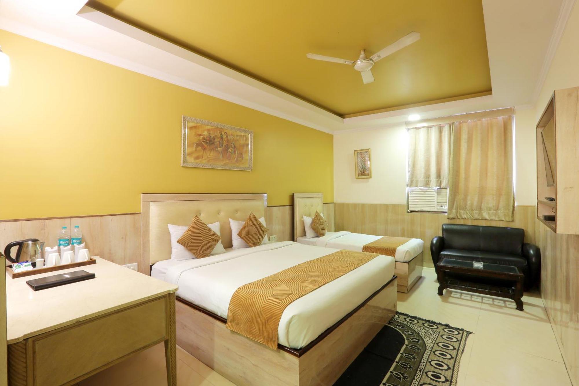 Hotel Grand Castel Blue At Igi Airport New Delhi